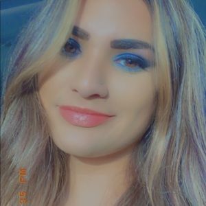 Meet your Posher, Breeanna